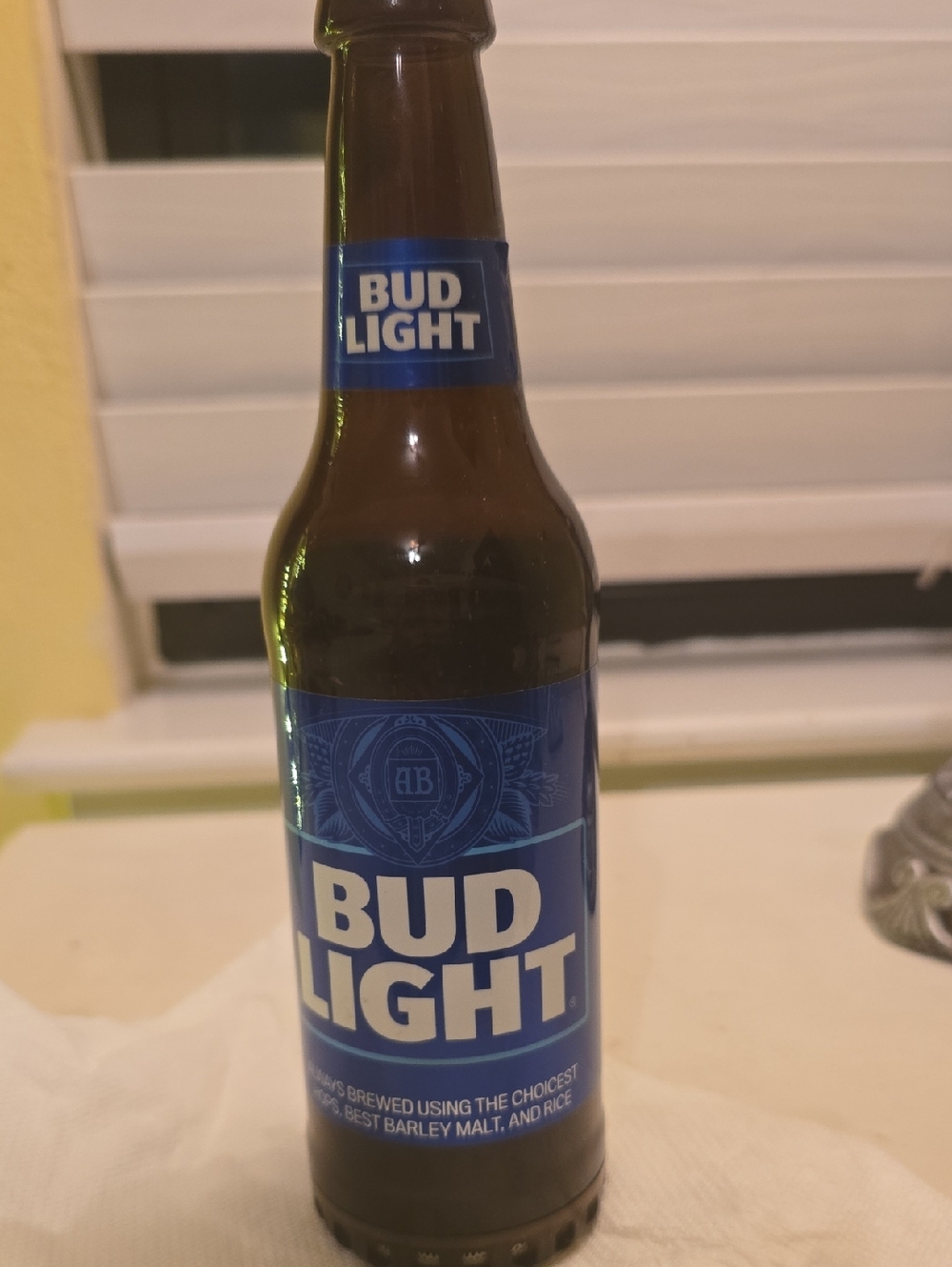 Bluetooth Bud Light Beer SPEAKER. charges With USB